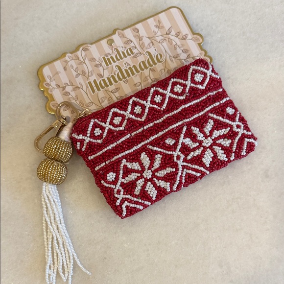 India Handmade Accessories - NWT Handmade Snowflake Beaded Pouch with Keychain